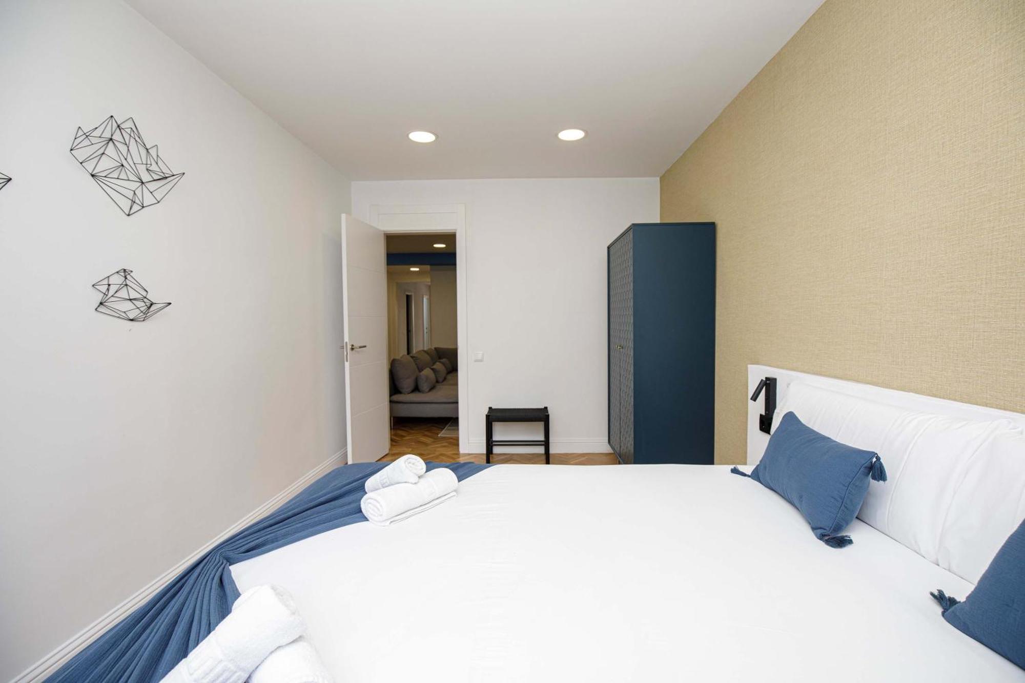 Stay U-Nique Apartments Rambla Catalunya VI Барселона Экстерьер фото